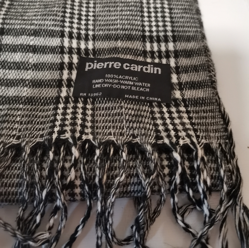 Pierre Cardin Scarf Women's Vintage Designer - Picture 3 of 4